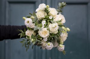 Bouquet de roses blanches