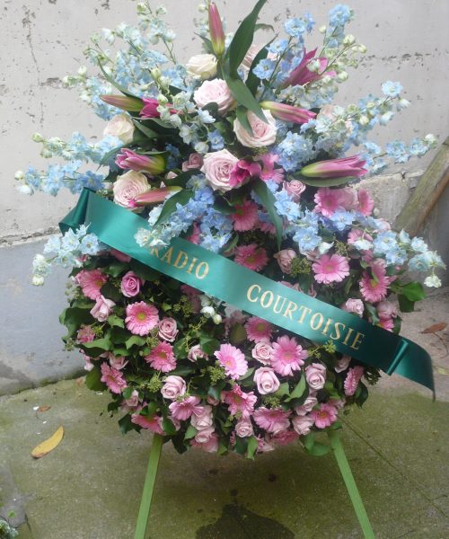 Couronne sur pied 007