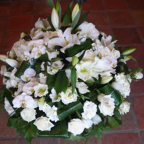 pouf blanc 80cm 250€